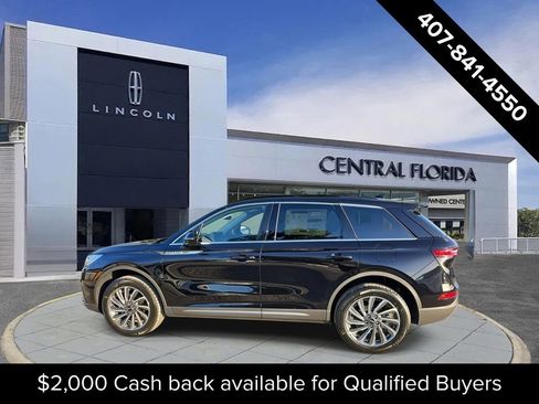 New 2026 Lincoln Corsair Reserve FWD image 5