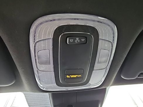 Used 2025 Hyundai Elantra Sport image 19