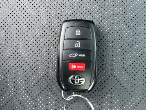 Used 2025 Toyota Sequoia Limited w/ TRD Off-Road Package AWD/4WD image 31