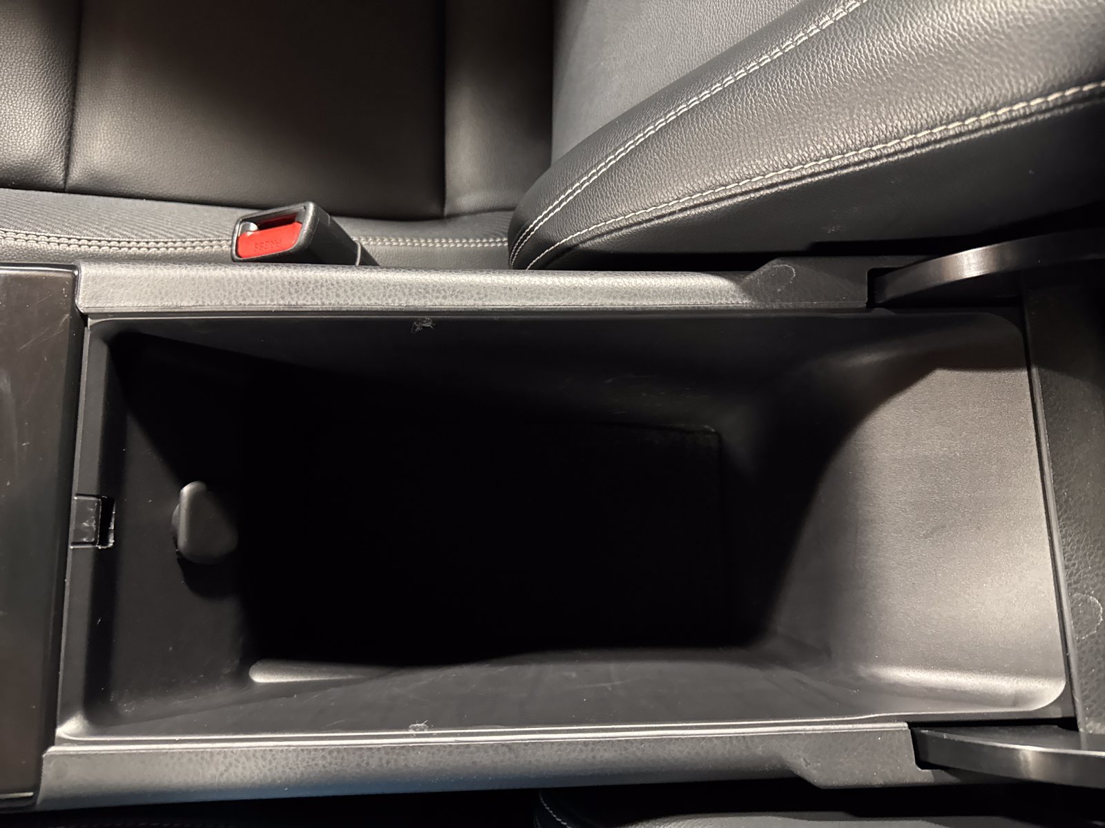 Used 2025 Toyota Camry SE FWD image 20
