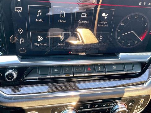 Used 2024 GMC Sierra 1500 Elevation w/ LPO, Elevation Black Package image 31