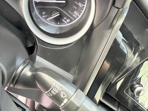 Used 2022 Toyota Camry LE image 18