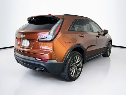 Used 2020 Cadillac XT4 Sport w/ LPO, Midnight Sport Package FWD image 10