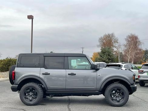 New 2025 Ford Bronco Big Bend w/ Black Diamond Package AWD/4WD image 2