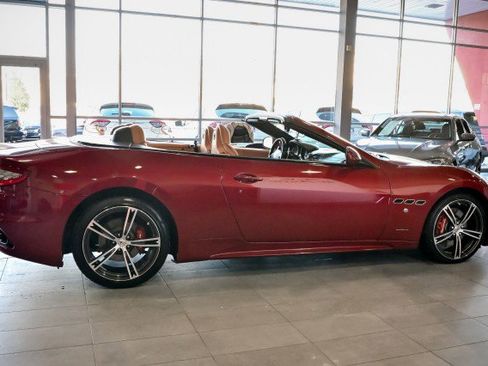 Used 2018 Maserati GranTurismo Convertible image 5
