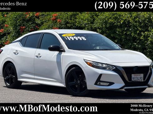 Used 2022 Nissan Sentra SR FWD image 1