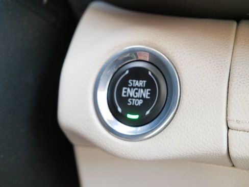 Used 2023 Buick Envision Avenir AWD/4WD image 26