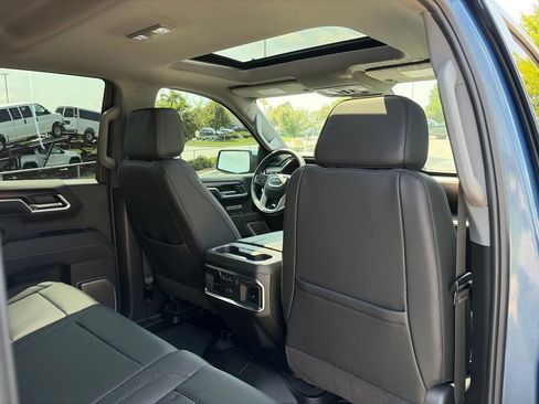 Used 2025 GMC Sierra 1500 Denali w/ Denali Reserve Package AWD/4WD image 39