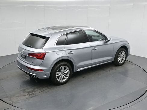 Used 2023 Audi Q5 2.0T Premium w/ Convenience Package image 42