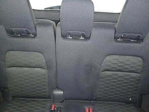 Used 2024 Nissan Pathfinder SV FWD image 15