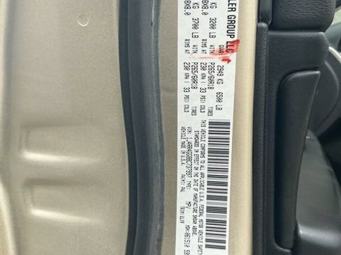 Used 2011 Jeep Grand Cherokee Laredo AWD/4WD image 27
