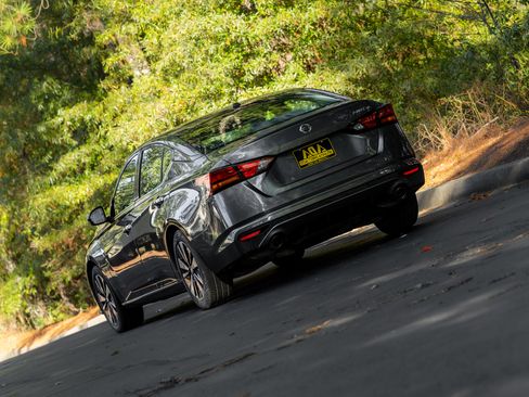 Used 2020 Nissan Altima 2.5 SL image 45