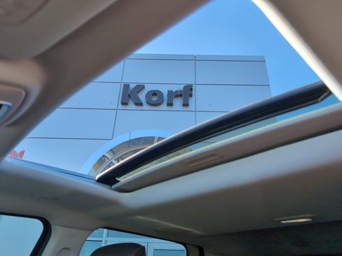 New 2025 RAM 2500 Limited image 28