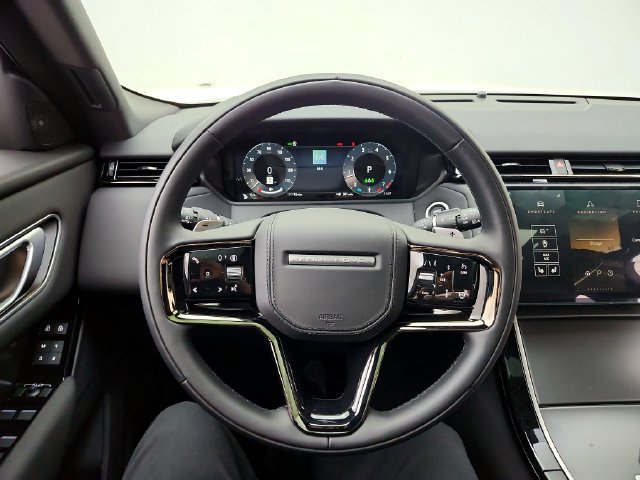 New 2026 Land Rover Range Rover Velar S AWD/4WD image 25