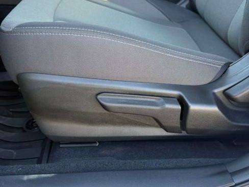 Used 2024 Subaru Crosstrek 2.0i image 17