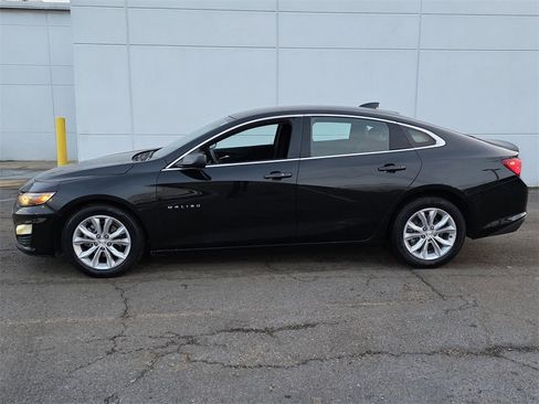 Used 2024 Chevrolet Malibu LT image 4