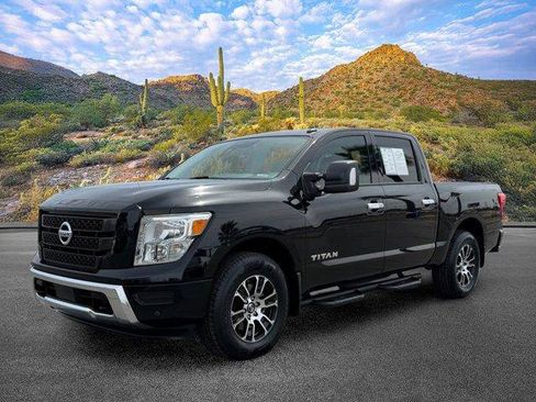Used 2021 Nissan Titan SV w/ SV Convenience Package AWD/4WD image 8