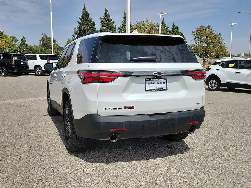 Used 2023 Chevrolet Traverse RS FWD image 9