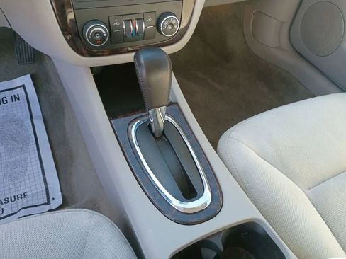 Used 2012 Chevrolet Impala LT FWD image 12