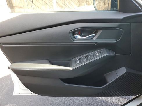 Used 2023 Honda Accord Sport image 29