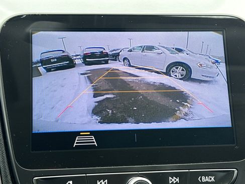 Used 2020 Chevrolet Malibu LT image 19