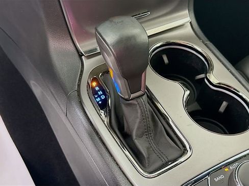 Used 2019 Jeep Grand Cherokee Limited X image 15