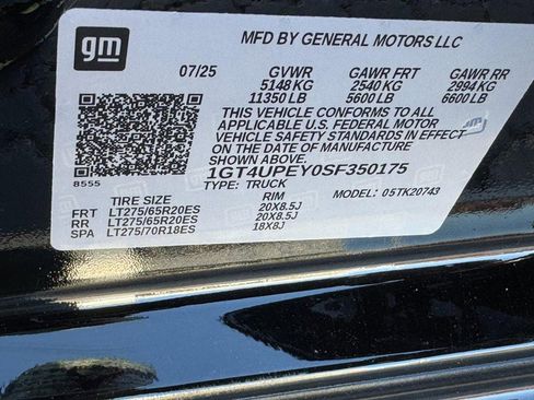 Used 2025 GMC Sierra 2500 AT4 w/ AT4 Premium Plus Package image 28