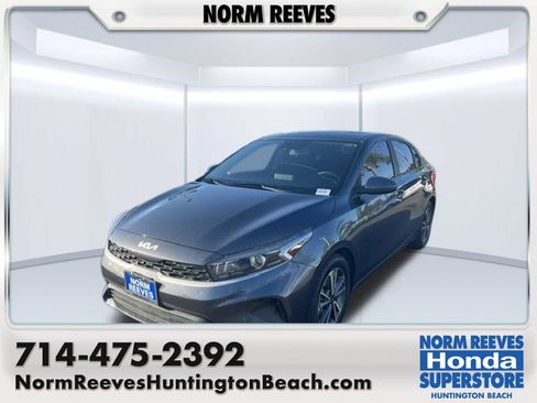 Used 2022 Kia Forte LXS FWD image 1