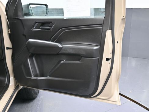 Used 2024 Chevrolet Colorado W/T image 34