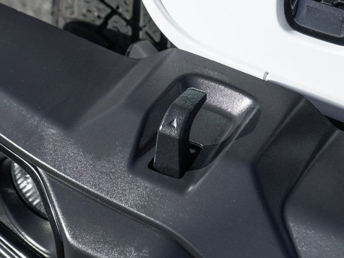 Used 2023 Jeep Wrangler Sahara image 47