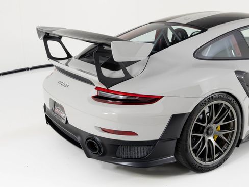 Used 2018 Porsche 911 GT2 RS image 73