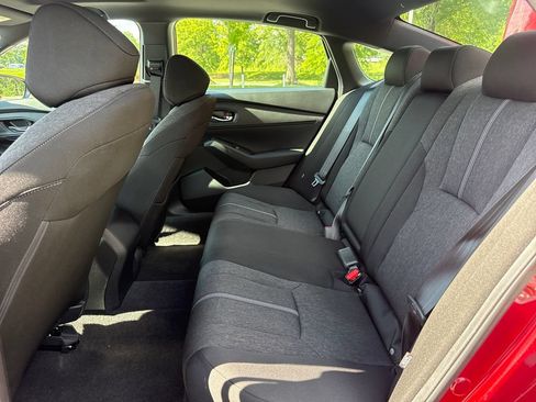 Used 2024 Honda Accord Sport image 32