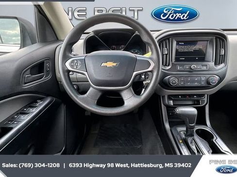 Used 2019 Chevrolet Colorado W/T w/ WT Convenience Package image 5