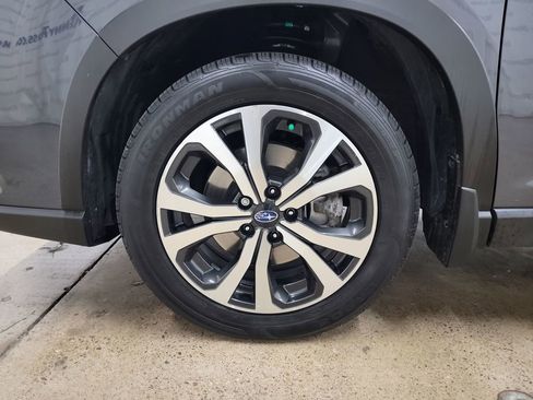 Used 2022 Subaru Forester Limited image 16