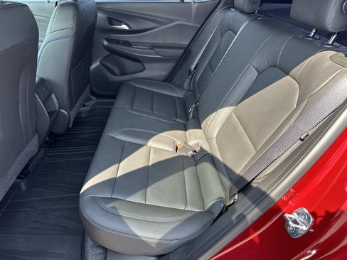 Certified 2024 Buick Envista Sport Touring w/ Convenience I Package FWD image 11
