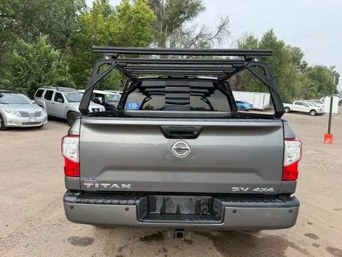 Used 2019 Nissan Titan SV w/ SV Convenience Package AWD/4WD image 5