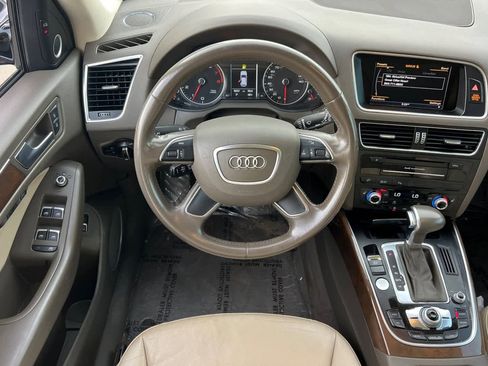 Used 2017 Audi Q5 2.0T Premium Plus w/ Technology Package image 14