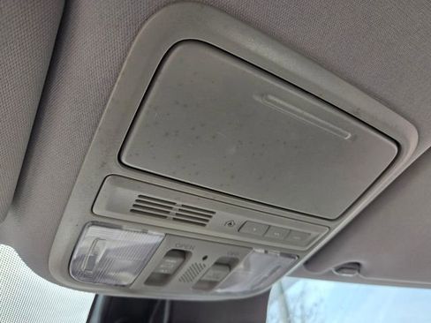 Used 2017 Honda Pilot Touring image 40