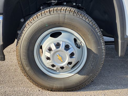 New 2025 Chevrolet Silverado 3500 W/T w/ WT Convenience Package image 9