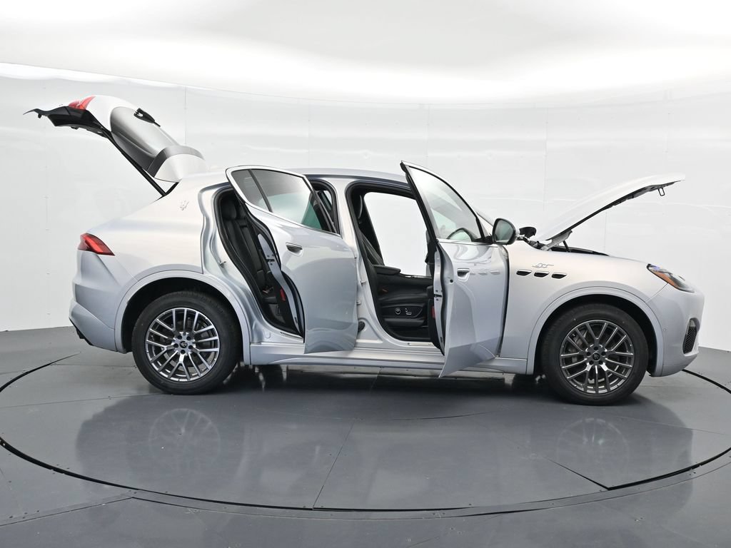 Used 2024 Maserati Grecale GT AWD/4WD image 20