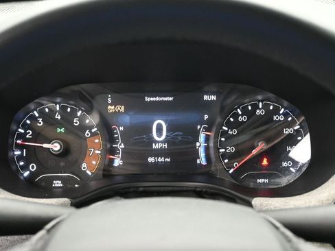 Used 2023 Jeep Compass Latitude image 12