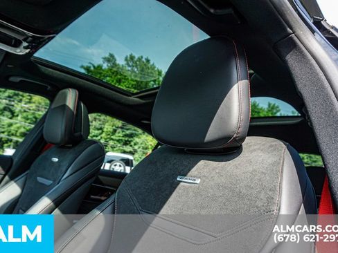 Used 2025 Mercedes-Benz C 43 AMG 4MATIC Sedan image 18
