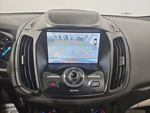 Used 2019 Ford Escape Titanium image 20