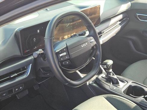 Used 2025 Kia K4 EX FWD image 10