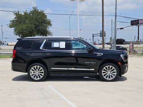 Certified 2022 GMC Yukon Denali AWD/4WD image 2