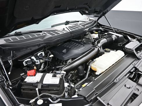 Used 2023 Ford F150 Lariat w/ Equipment Group 502A High AWD/4WD image 20