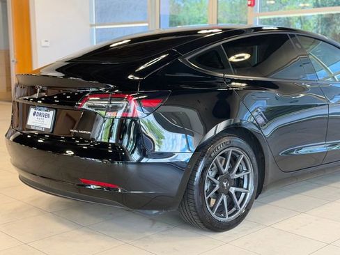 Used 2022 Tesla Model 3 Long Range AWD/4WD image 11