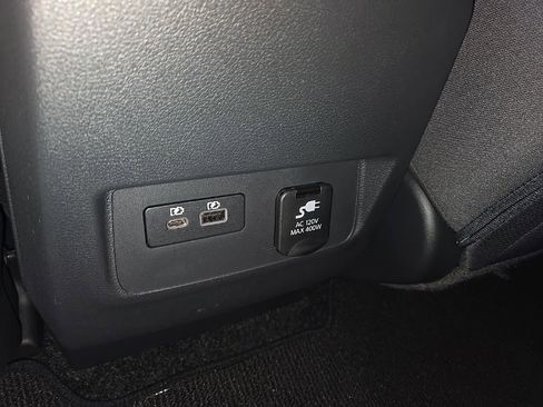 Certified 2024 Nissan Frontier SV w/ Hardbody Edition image 25