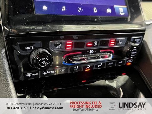 New 2025 Jeep Grand Cherokee Altitude AWD/4WD image 46