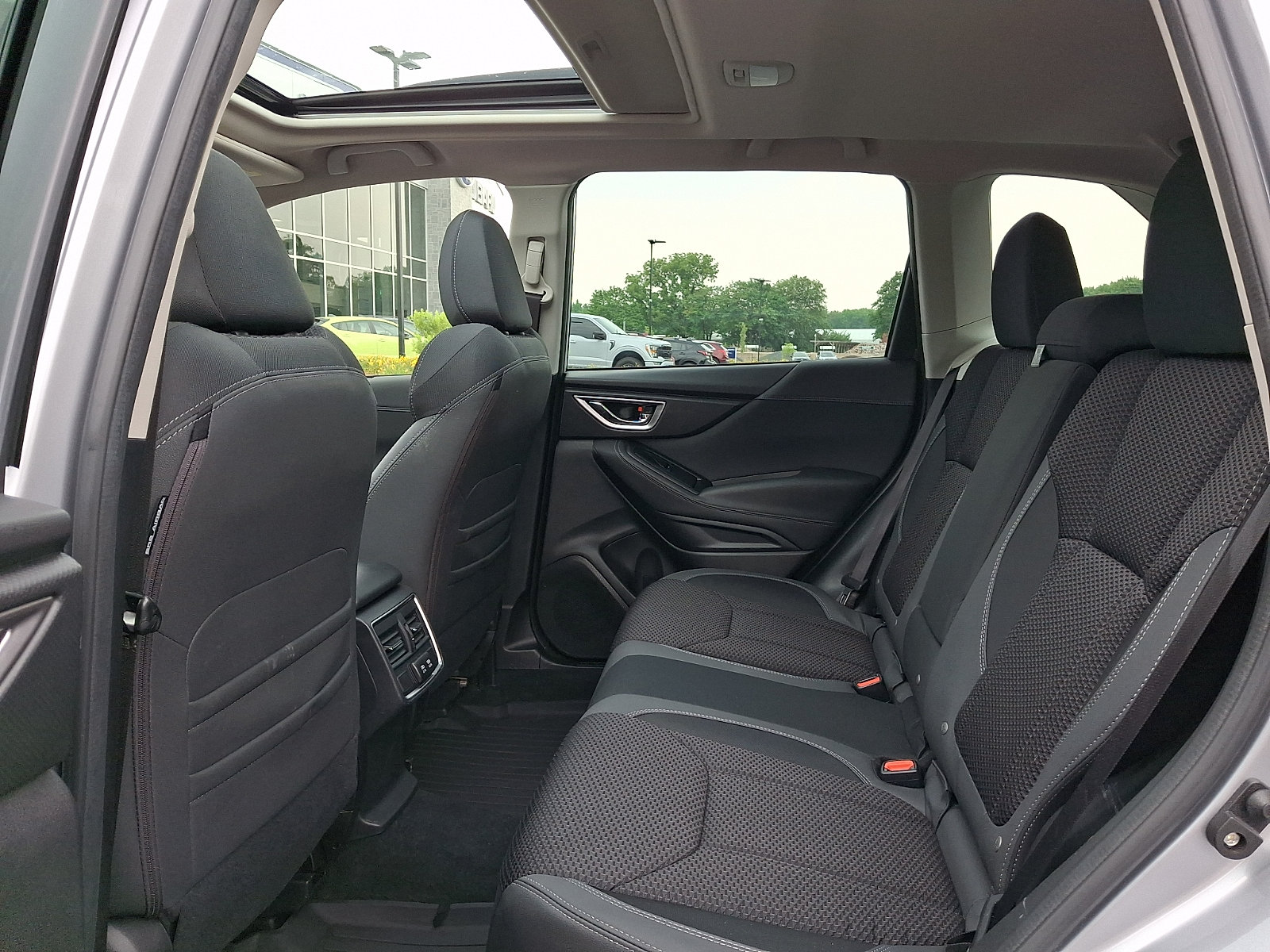Certified 2023 Subaru Forester Premium AWD/4WD image 11
